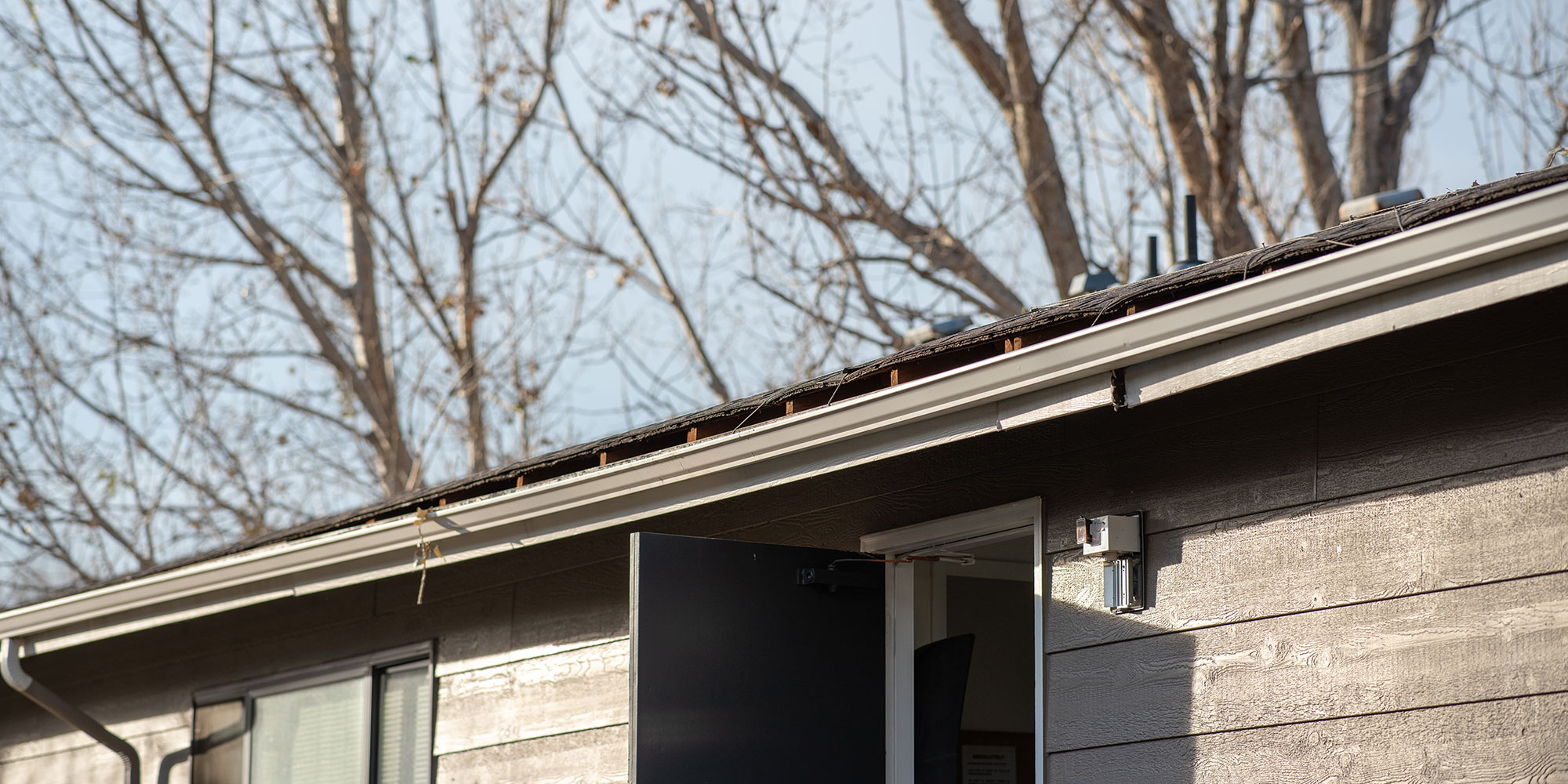 How do you fix a sagging roof in Clearwater Residential Roof Repair