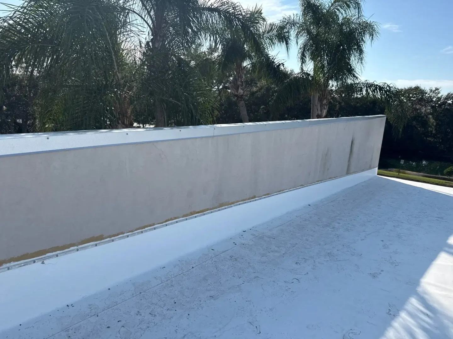 Metal TPO Roof Valley Seam
